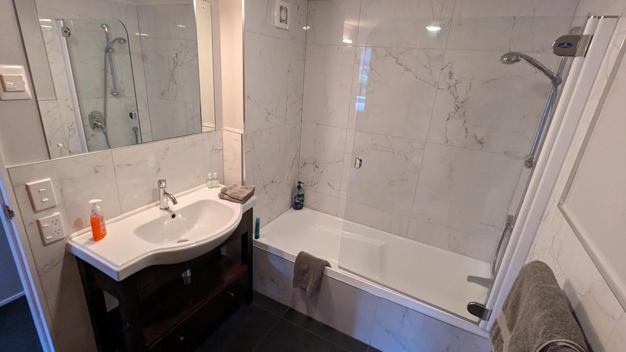 Harbour Lodge Веллингтон Экстерьер фото